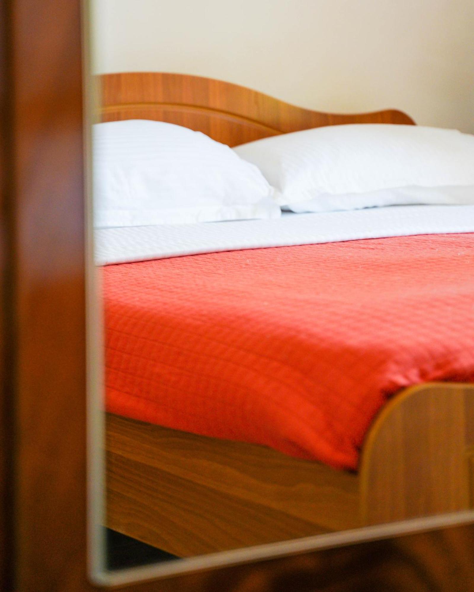 Vila Aliaj Luxury Apartment With 2 Rooms With Private Wonderful Terrace Durres Exterior photo